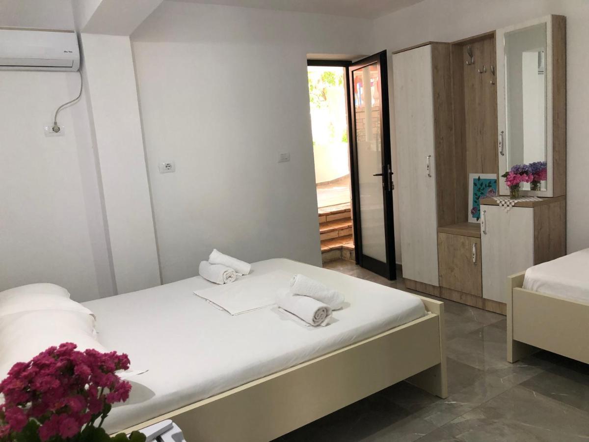 Vila Laura Pasha Villa Ksamil Esterno foto