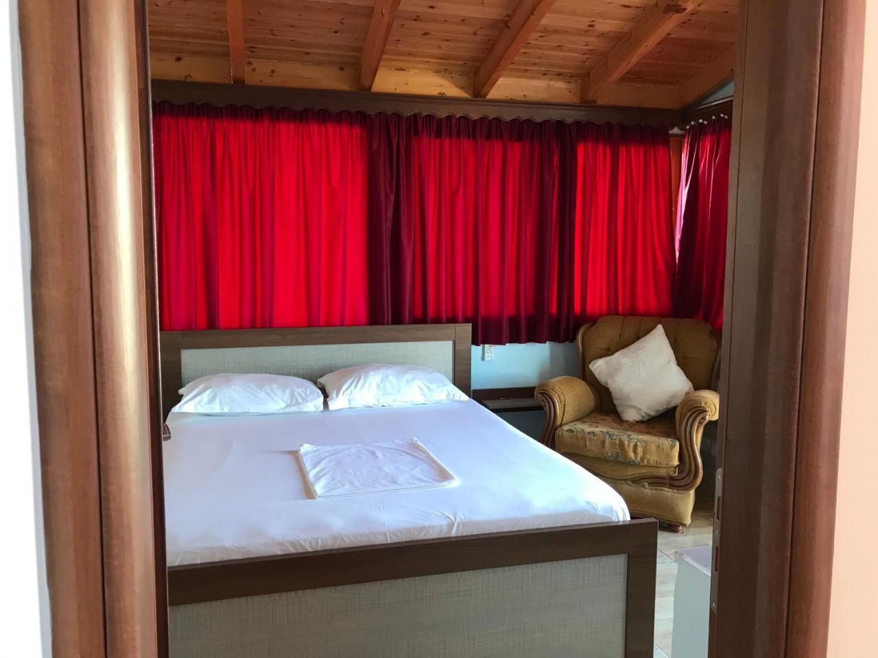 Vila Laura Pasha Villa Ksamil Esterno foto